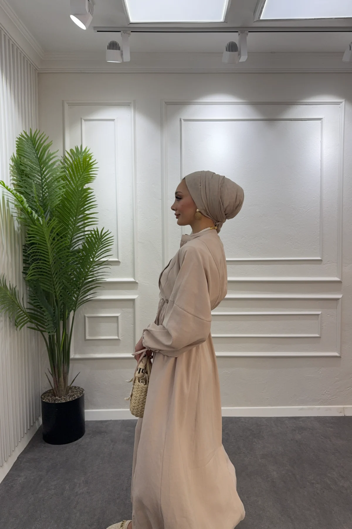 Nervür Dikiş Detaylı Elbise - Krem - Resim 2