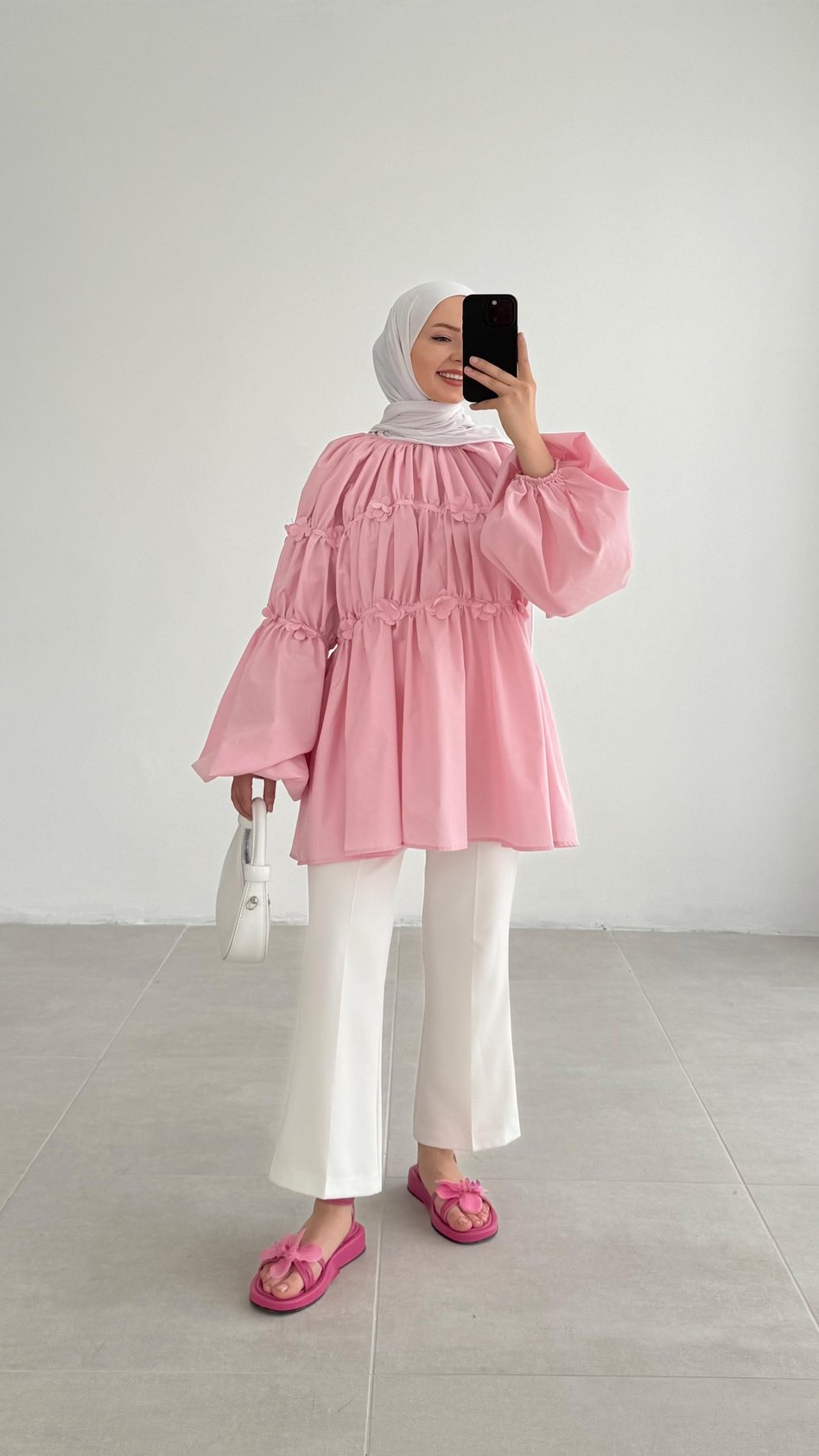 Reglan Minik Çiçek Detaylı Pembe Bluz - Resim 4