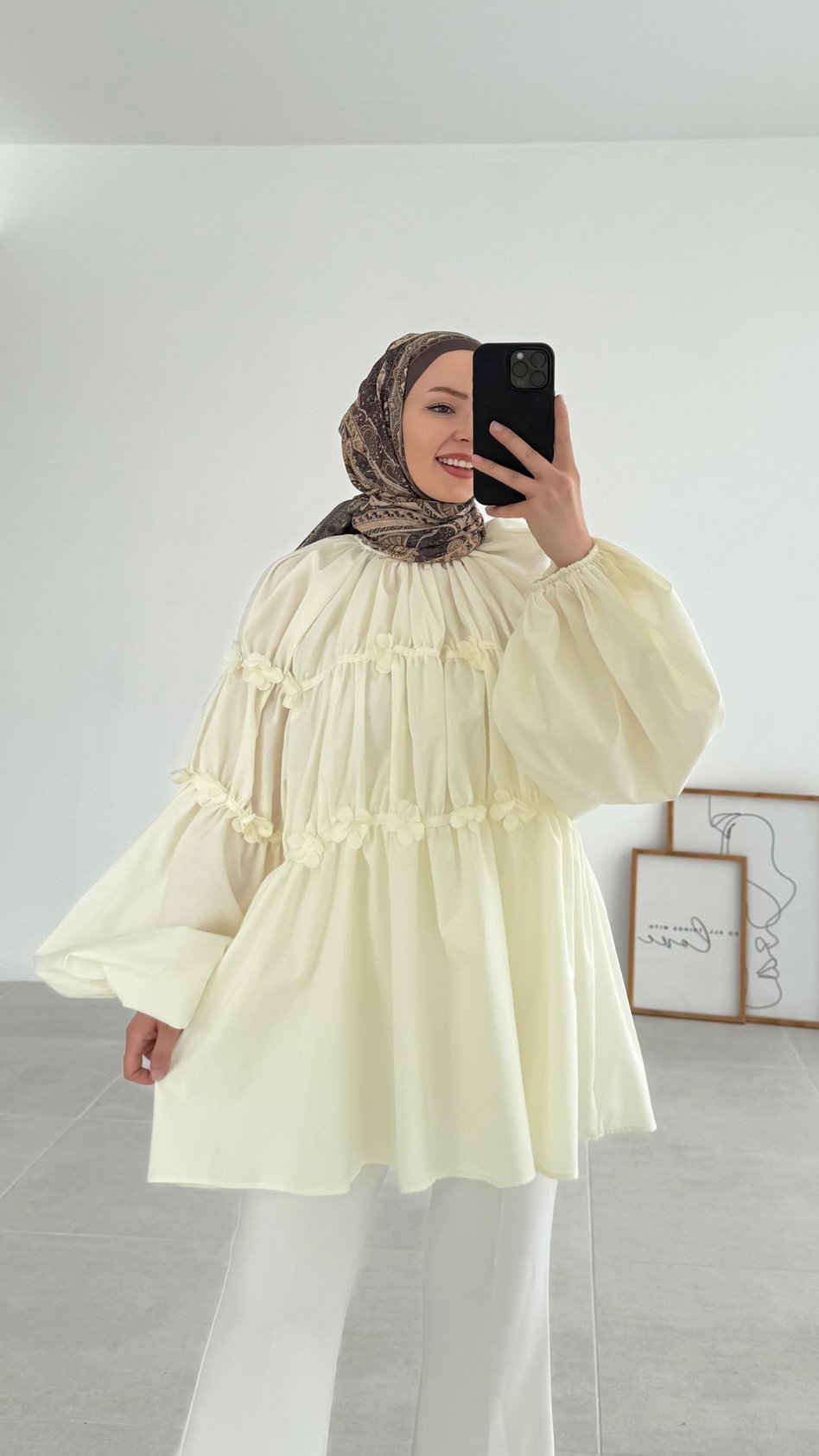 Reglan Minik Çiçek Detaylı Sarı Bluz - Resim 2