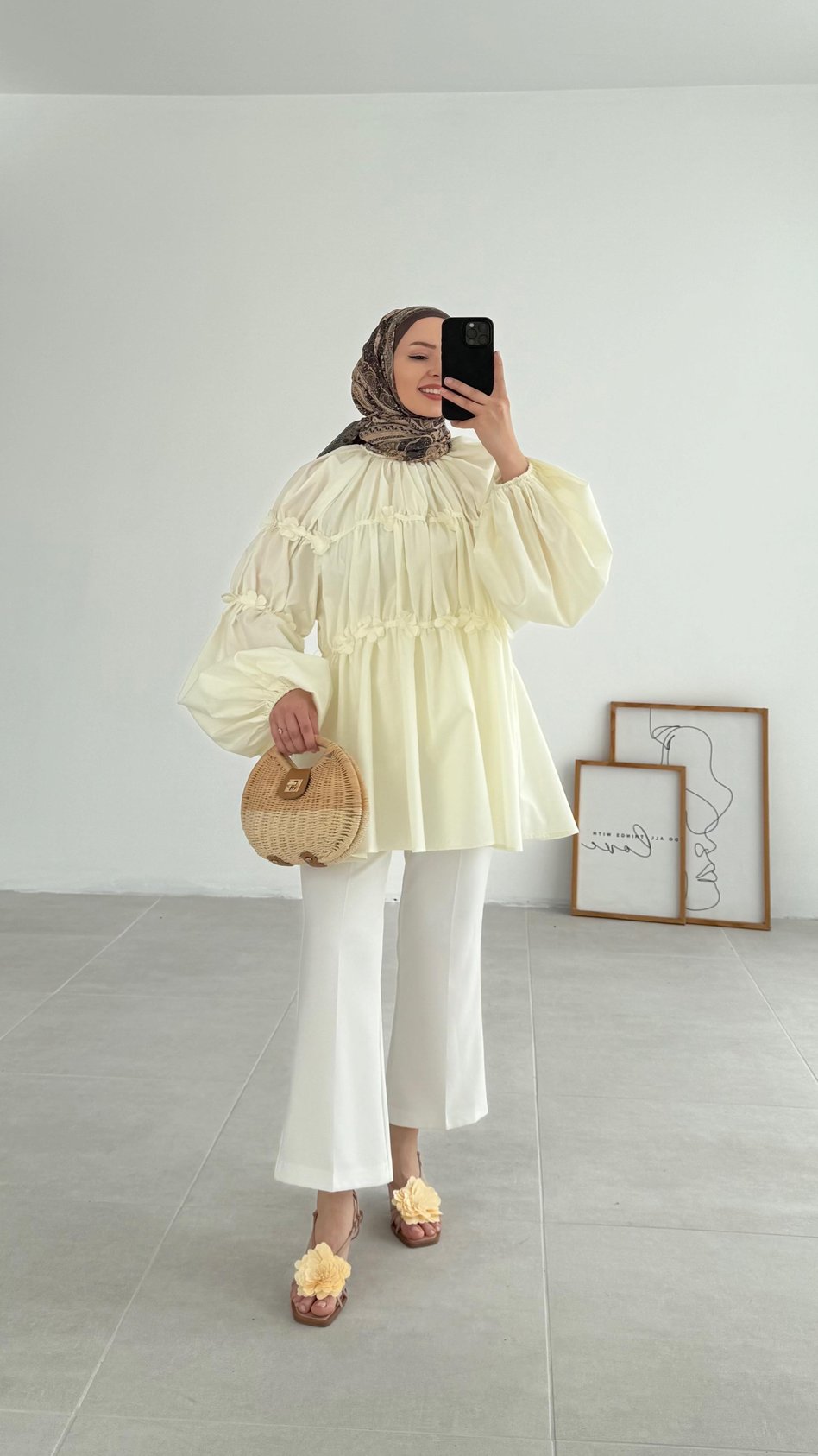 Reglan Minik Çiçek Detaylı Sarı Bluz - Resim 3