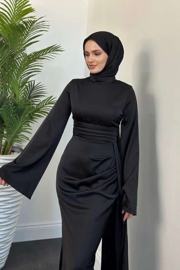 Arabella Pelerinli Saten Balık Abiye Siyah - Resim 3